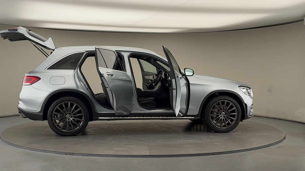 More views of Mercedes-Benz GLC