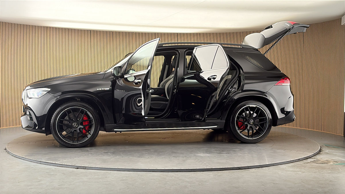 More views of Mercedes-Benz GLE