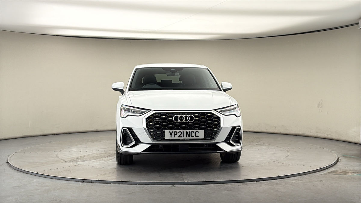More views of Audi Q3