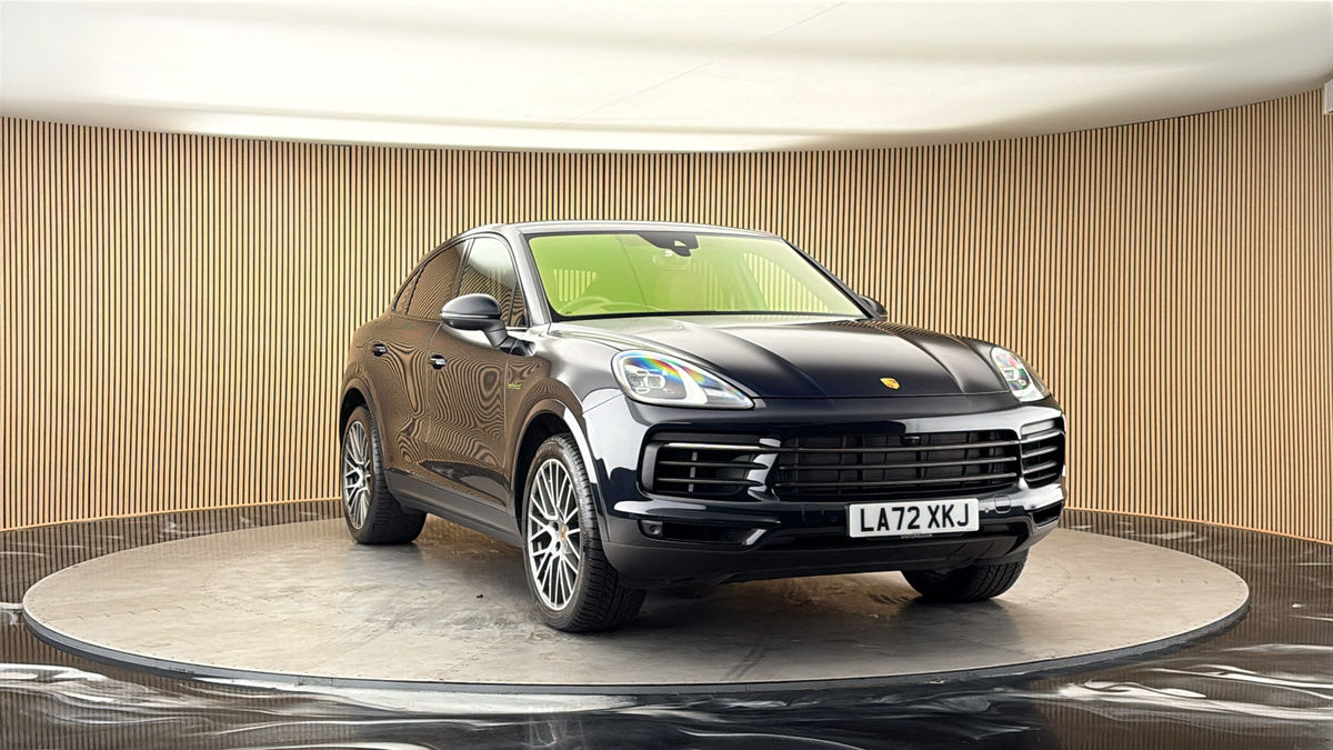 More views of Porsche Cayenne
