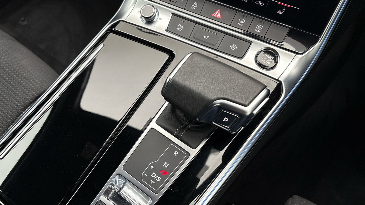 Audi A6 Avant Image 6