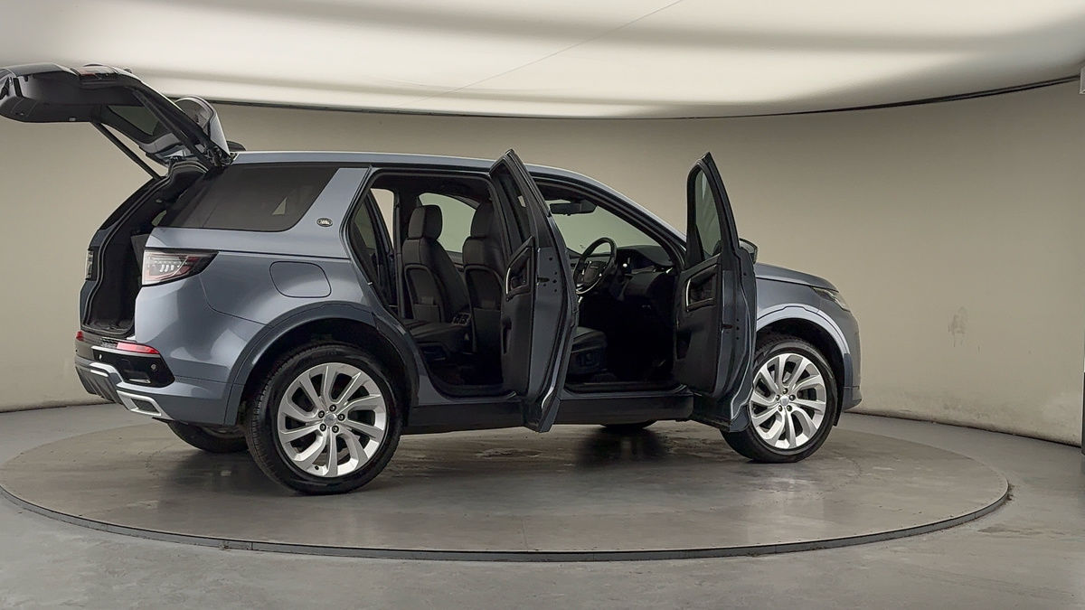 More views of Land Rover Discovery Sport