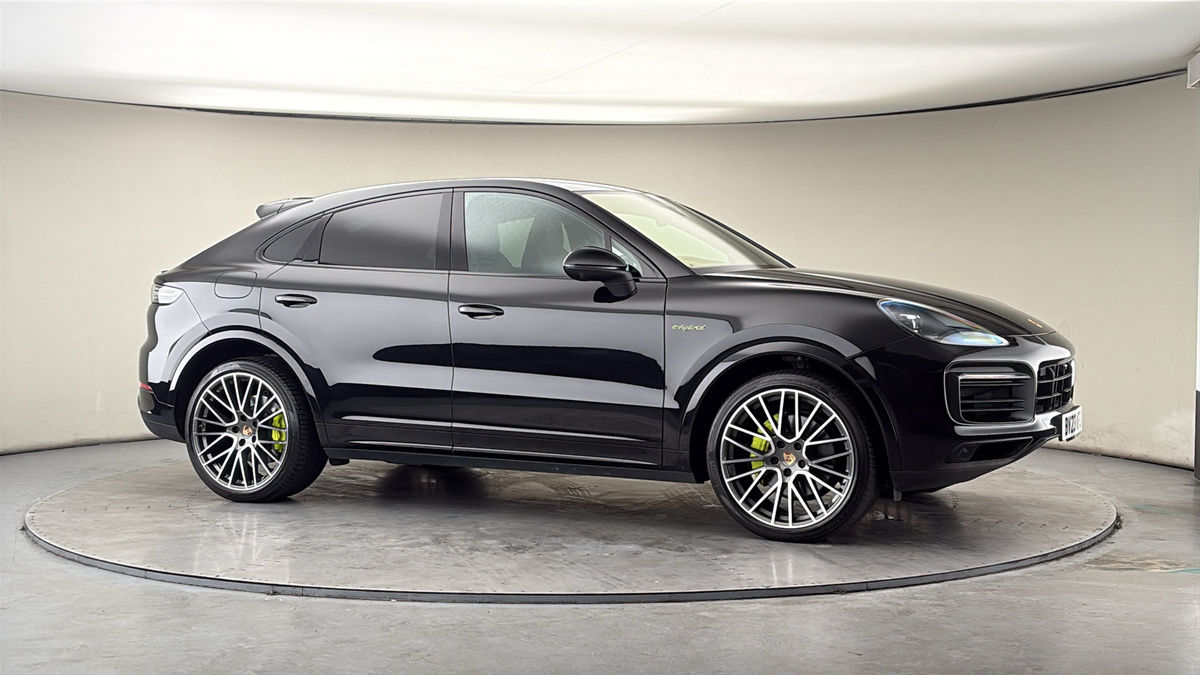 More views of Porsche Cayenne