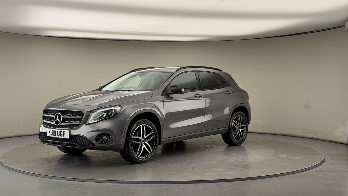 Mercedes-Benz GLA Image 20