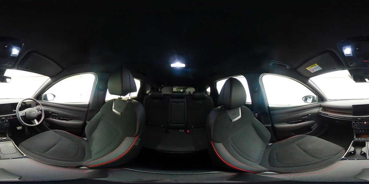 More views of Hyundai TUCSON