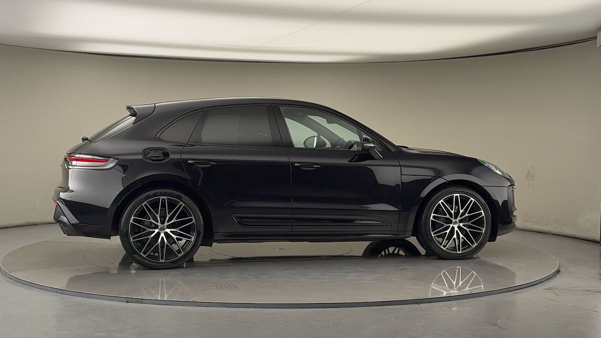 More views of Porsche Macan