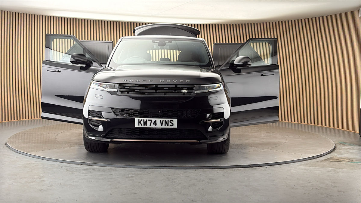 More views of Land Rover Range Rover Sport