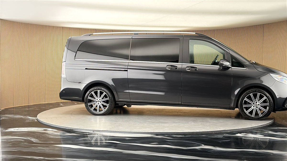 More views of Mercedes-Benz V Class