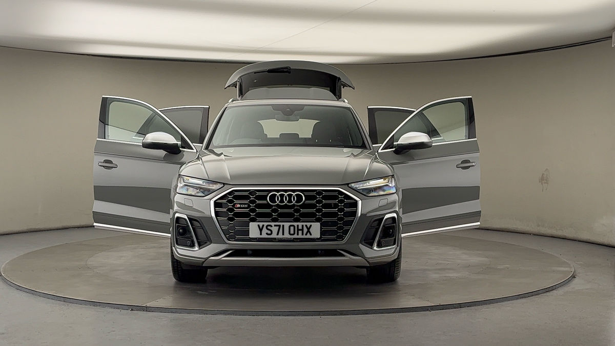 More views of Audi SQ5