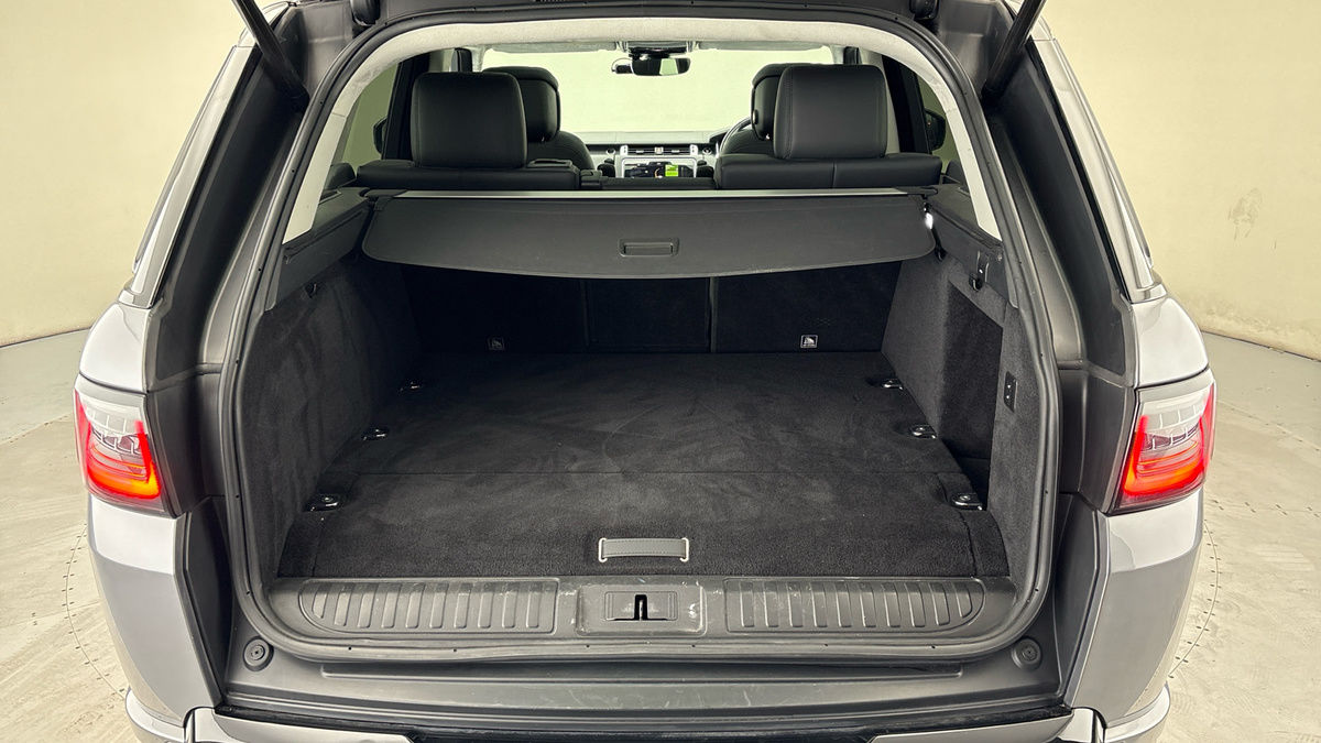 Land Rover Range Rover Sport Image 11