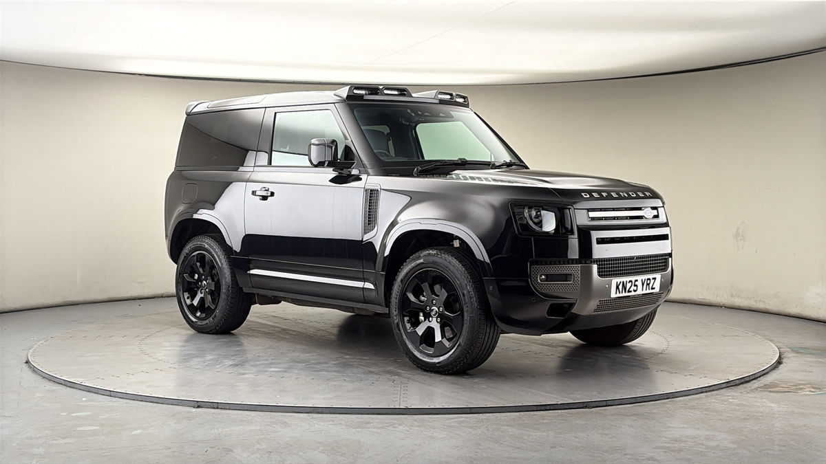 More views of Land Rover Defender 90