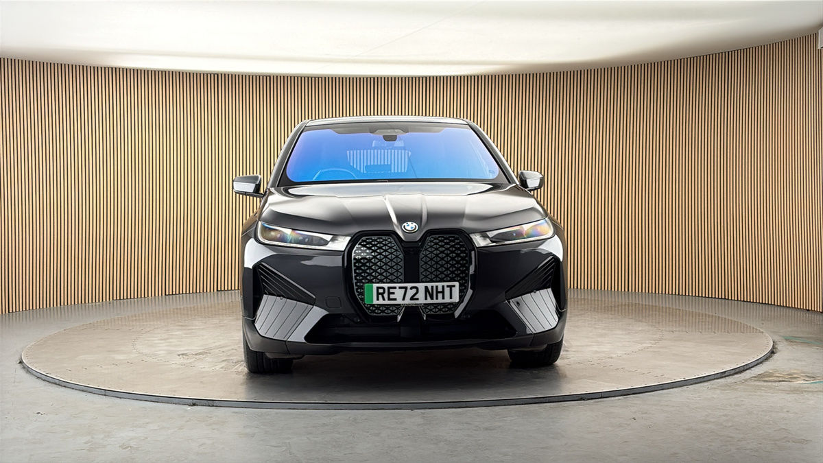 More views of BMW iX