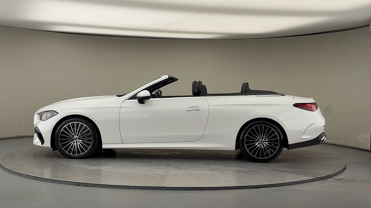 Mercedes-Benz CLE Image 15