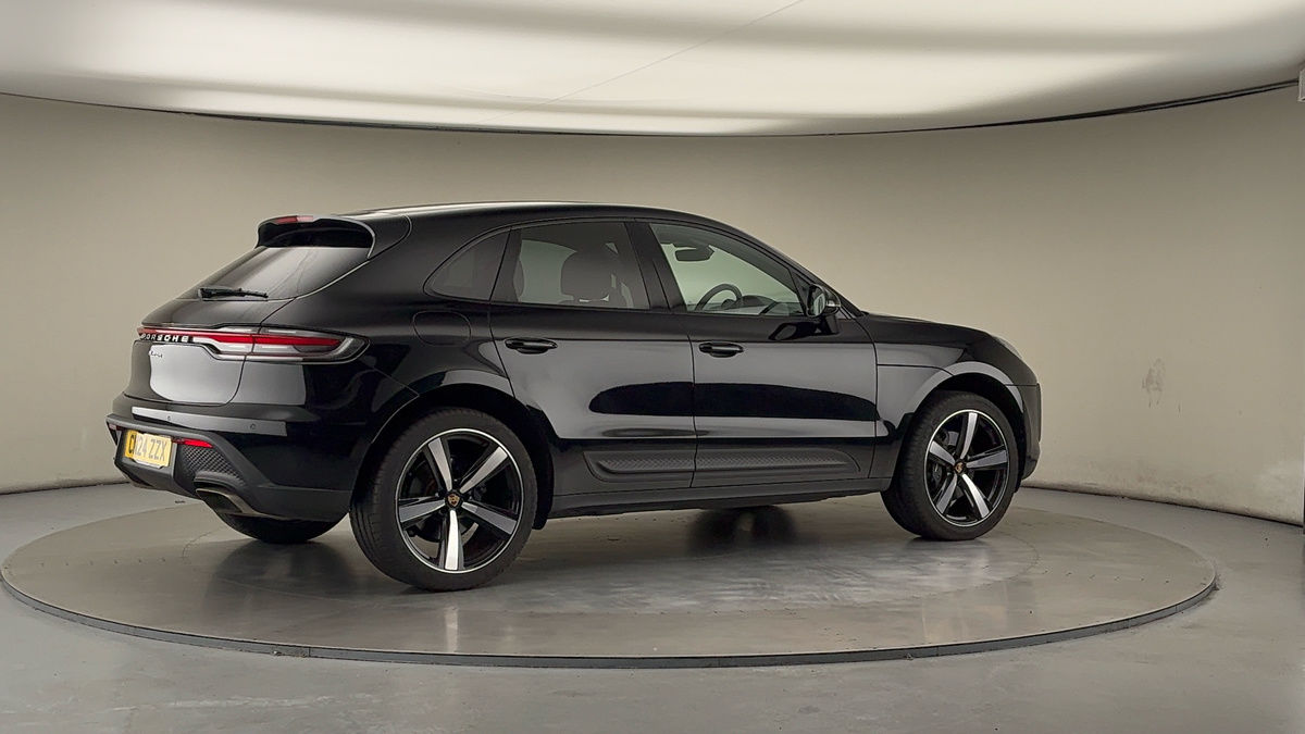 More views of Porsche Macan