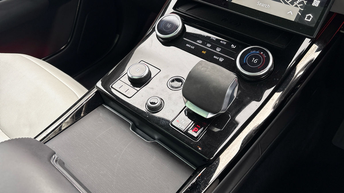Land Rover Range Rover Sport Image 18