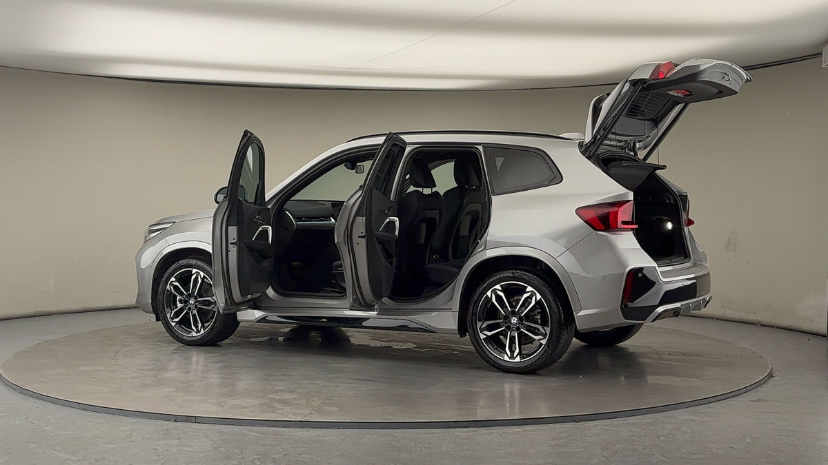 More views of BMW X1