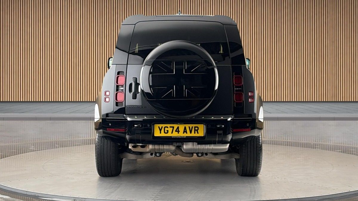Land Rover Defender 90 Image 4