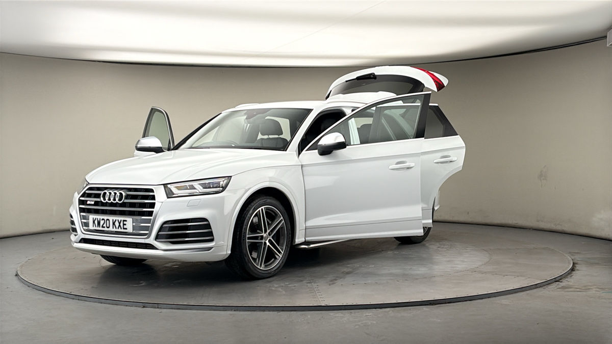 More views of Audi SQ5
