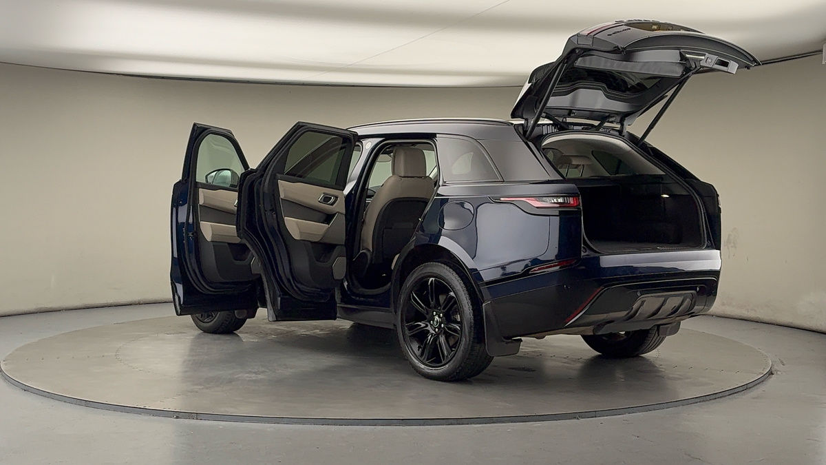 More views of Land Rover Range Rover Velar