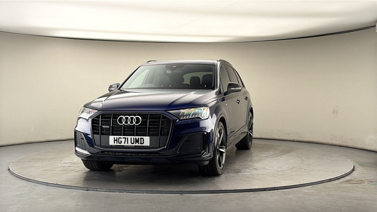 More views of Audi Q7