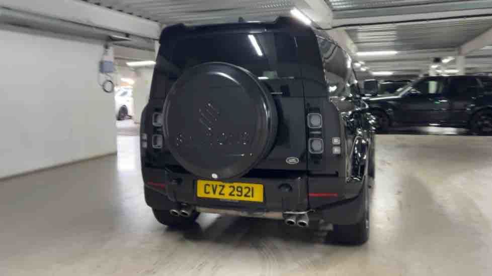More views of Land Rover Defender 90