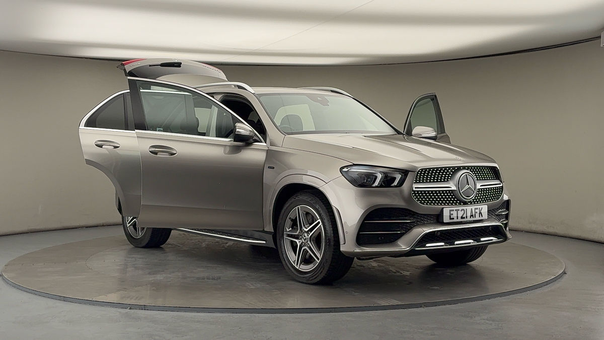 More views of Mercedes-Benz GLE