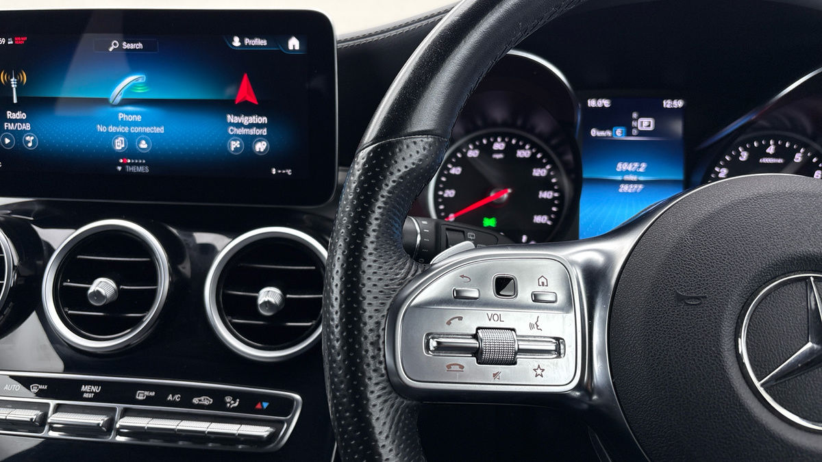 Mercedes-Benz GLC Image 13