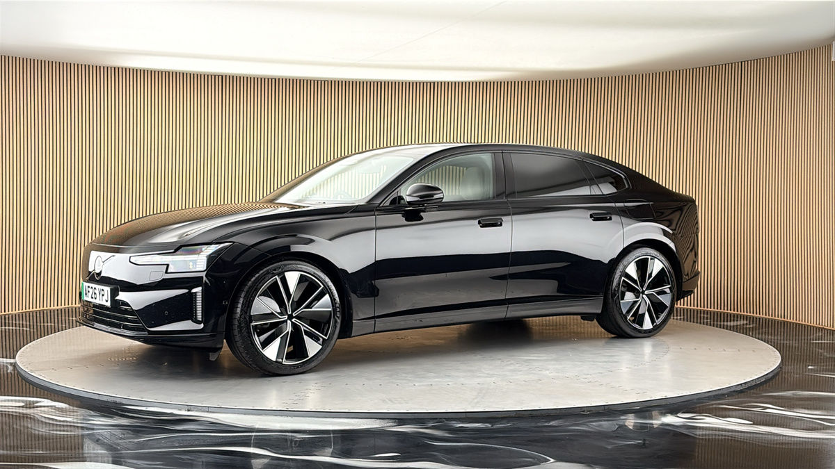 More views of Volvo ES90