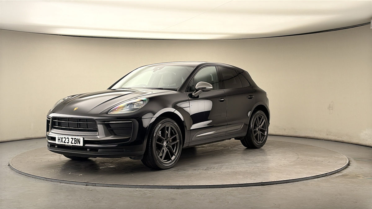 More views of Porsche Macan