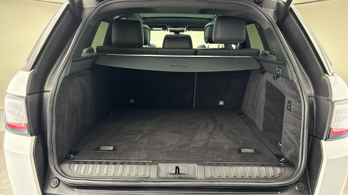 Land Rover Range Rover Sport Image 11