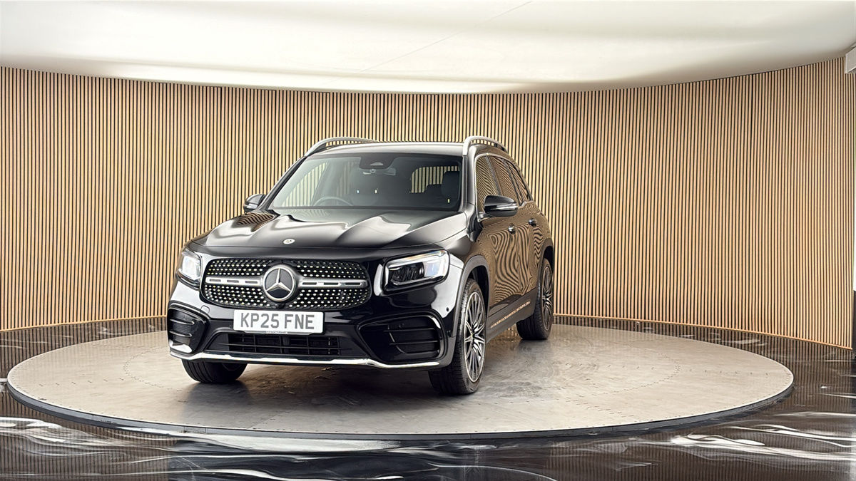 More views of Mercedes-Benz GLB