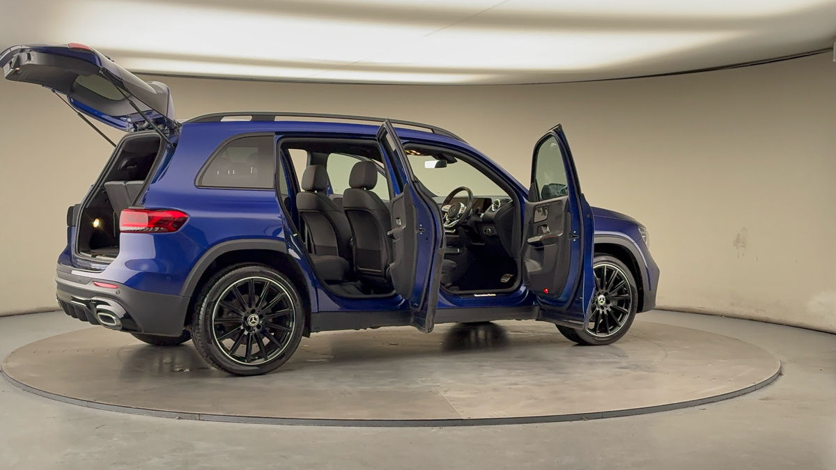 More views of Mercedes-Benz GLB