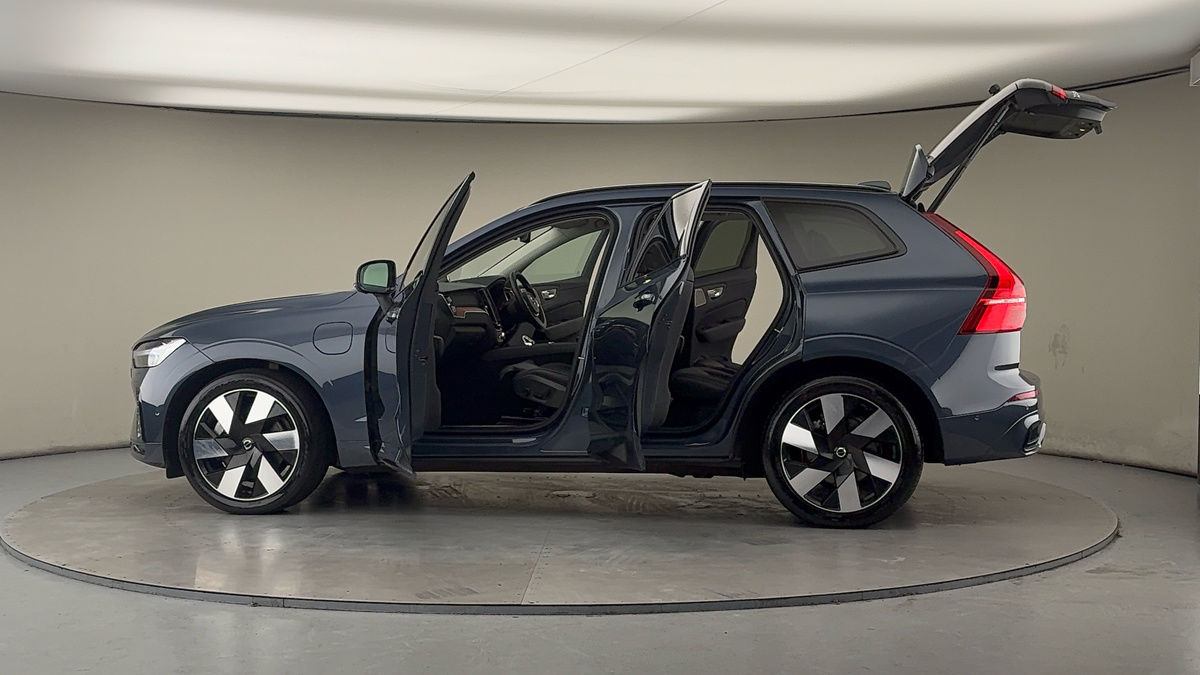 More views of Volvo XC60