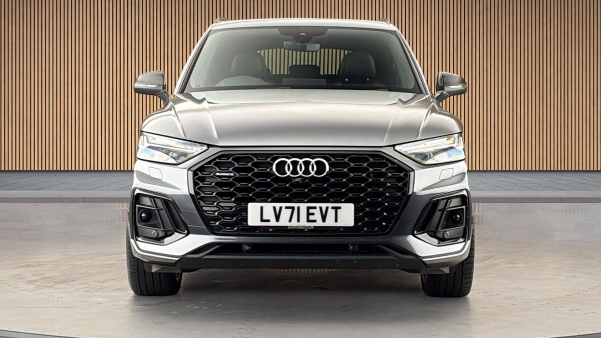 More views of Audi Q5