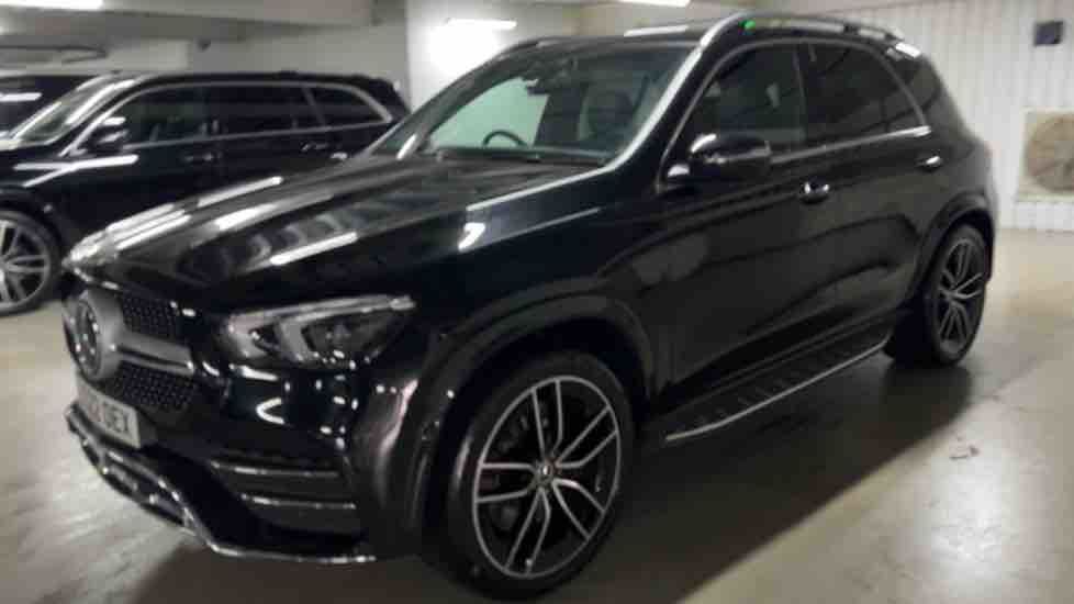 More views of Mercedes-Benz GLE