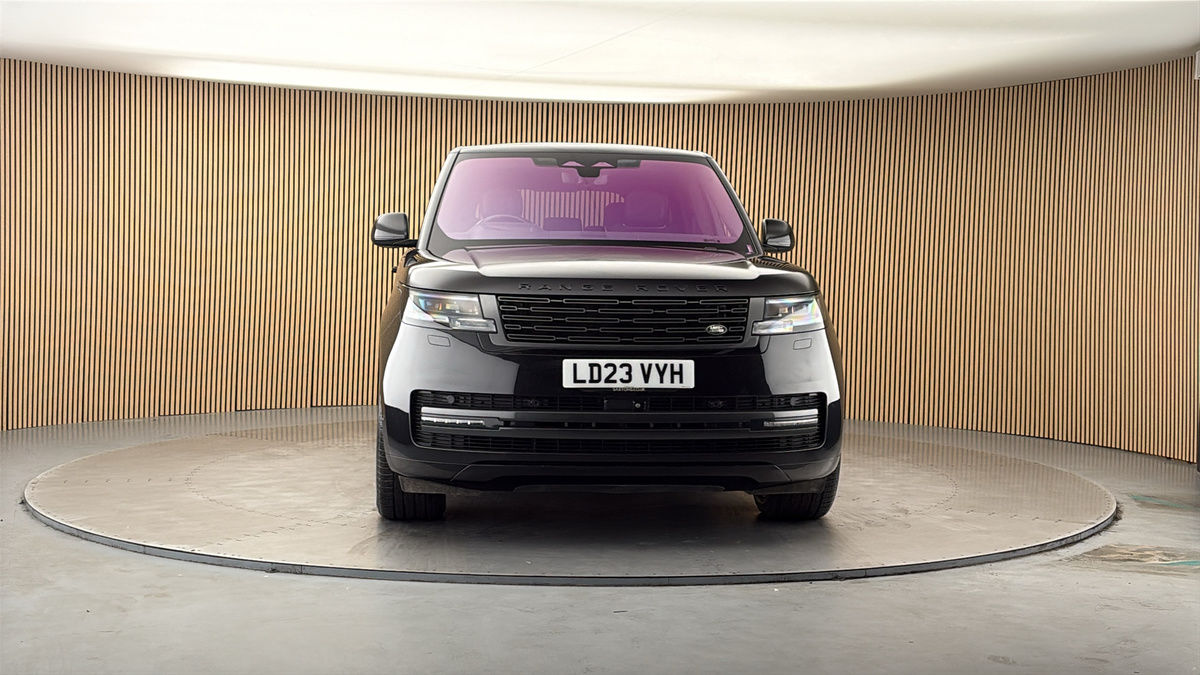 More views of Land Rover Range Rover