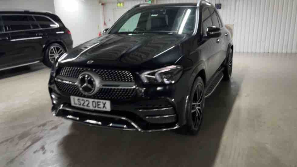 More views of Mercedes-Benz GLE