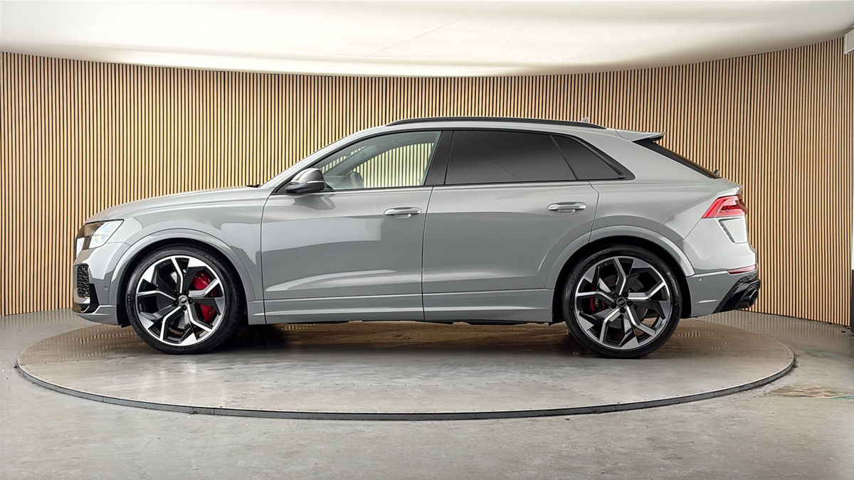 More views of Audi RSQ8