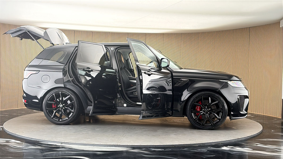 More views of Land Rover Range Rover Sport