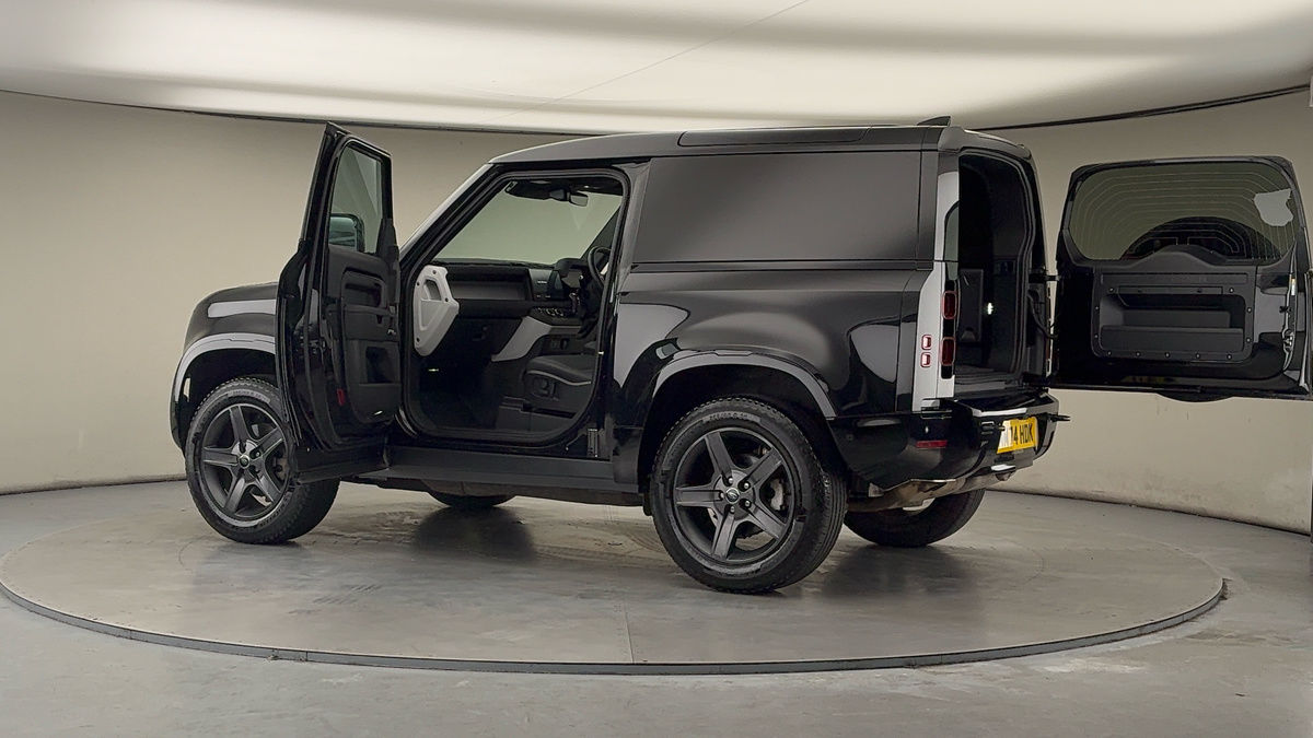 More views of Land Rover Defender 90