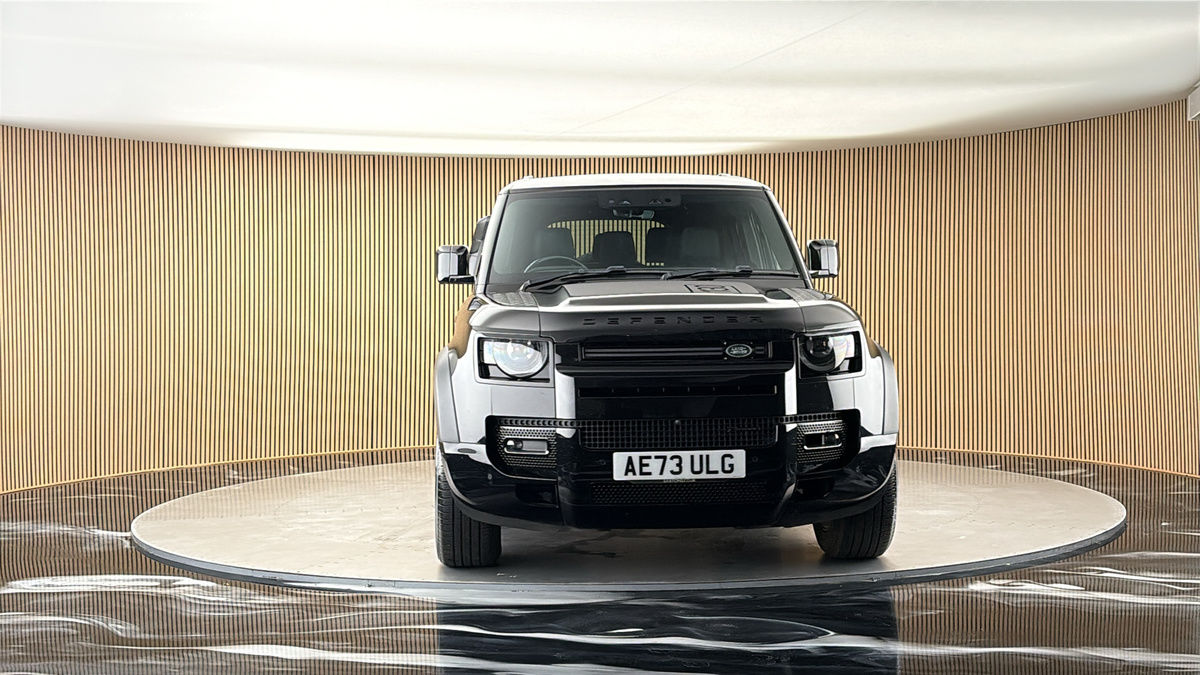 More views of Land Rover Defender 130