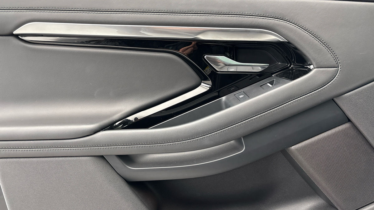 Land Rover Range Rover Evoque Image 19