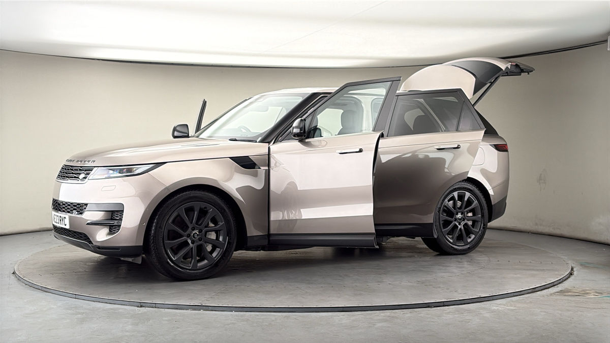 More views of Land Rover Range Rover Sport
