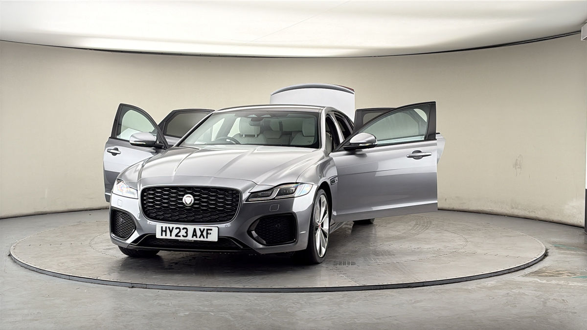 More views of Jaguar XF