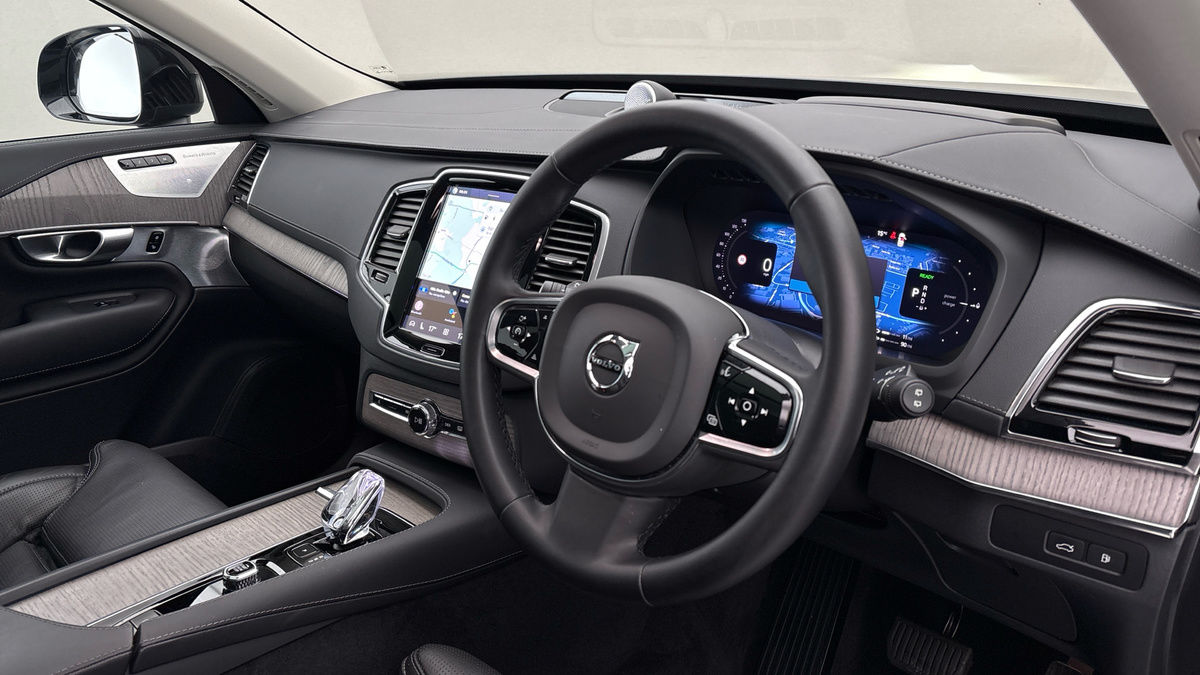 Volvo XC90 Image 5