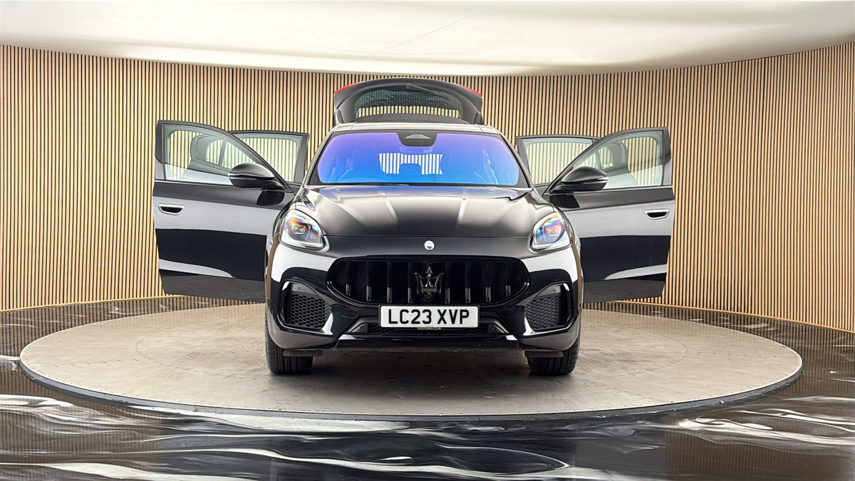 More views of Maserati Grecale