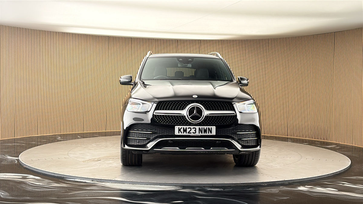 More views of Mercedes-Benz GLE