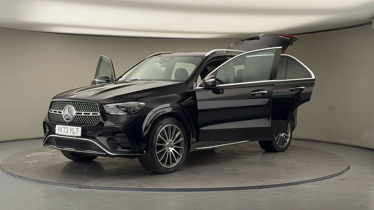 More views of Mercedes-Benz GLE