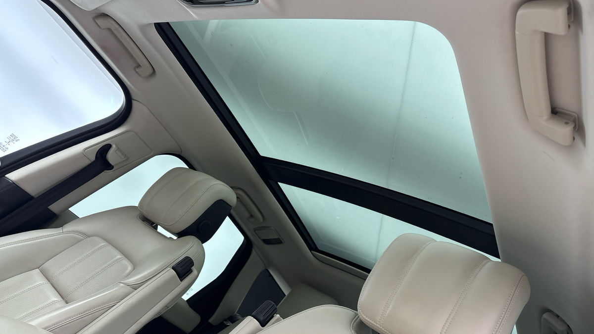 Land Rover Range Rover Sport Image 6