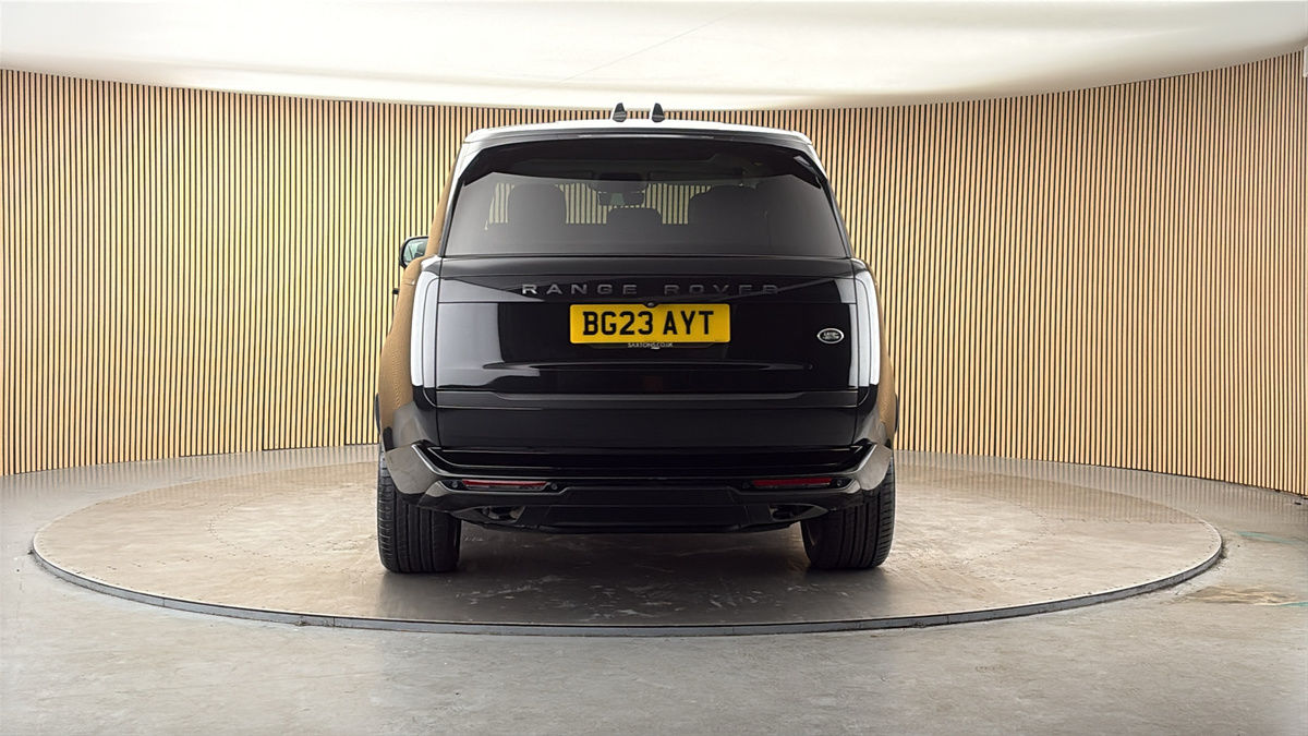 More views of Land Rover Range Rover